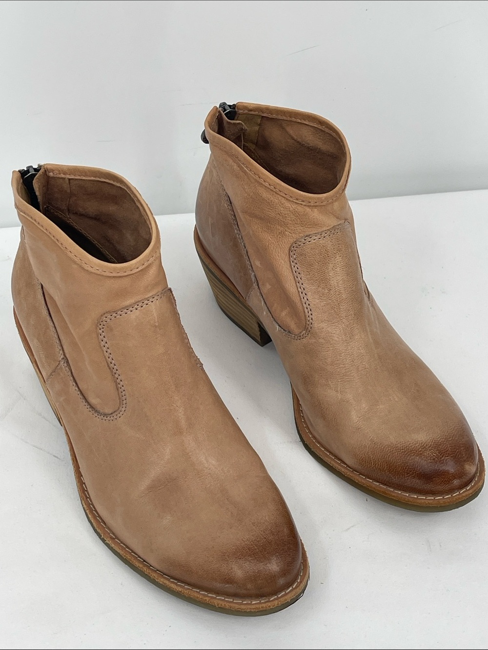 Sofft AISLEY Women's Light Brown Leather Ankle Booties SIZE 7.5M